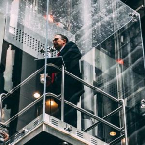 Thang máy quan sát